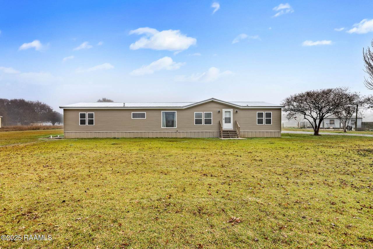 141 Belgium Rd - Photo 1