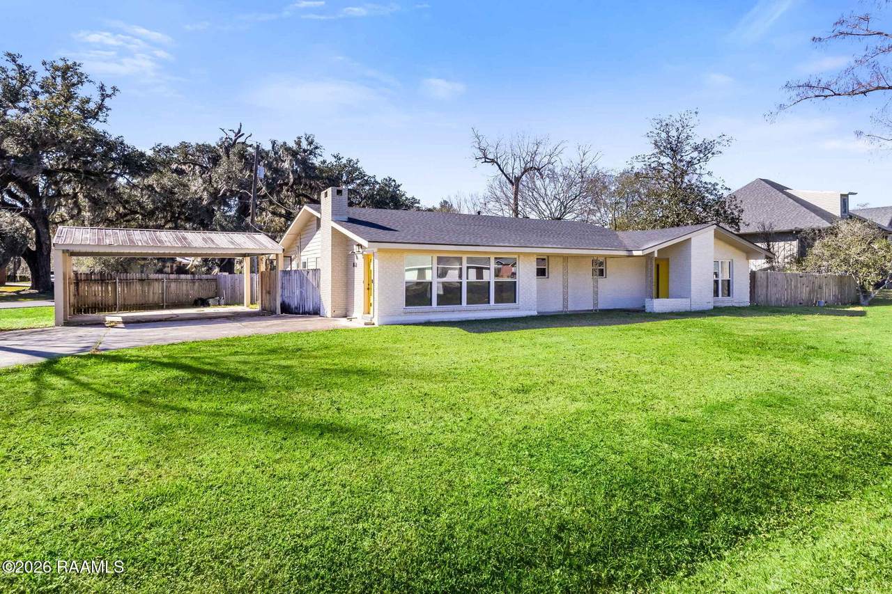 335 Indian Mound Road - Photo 1