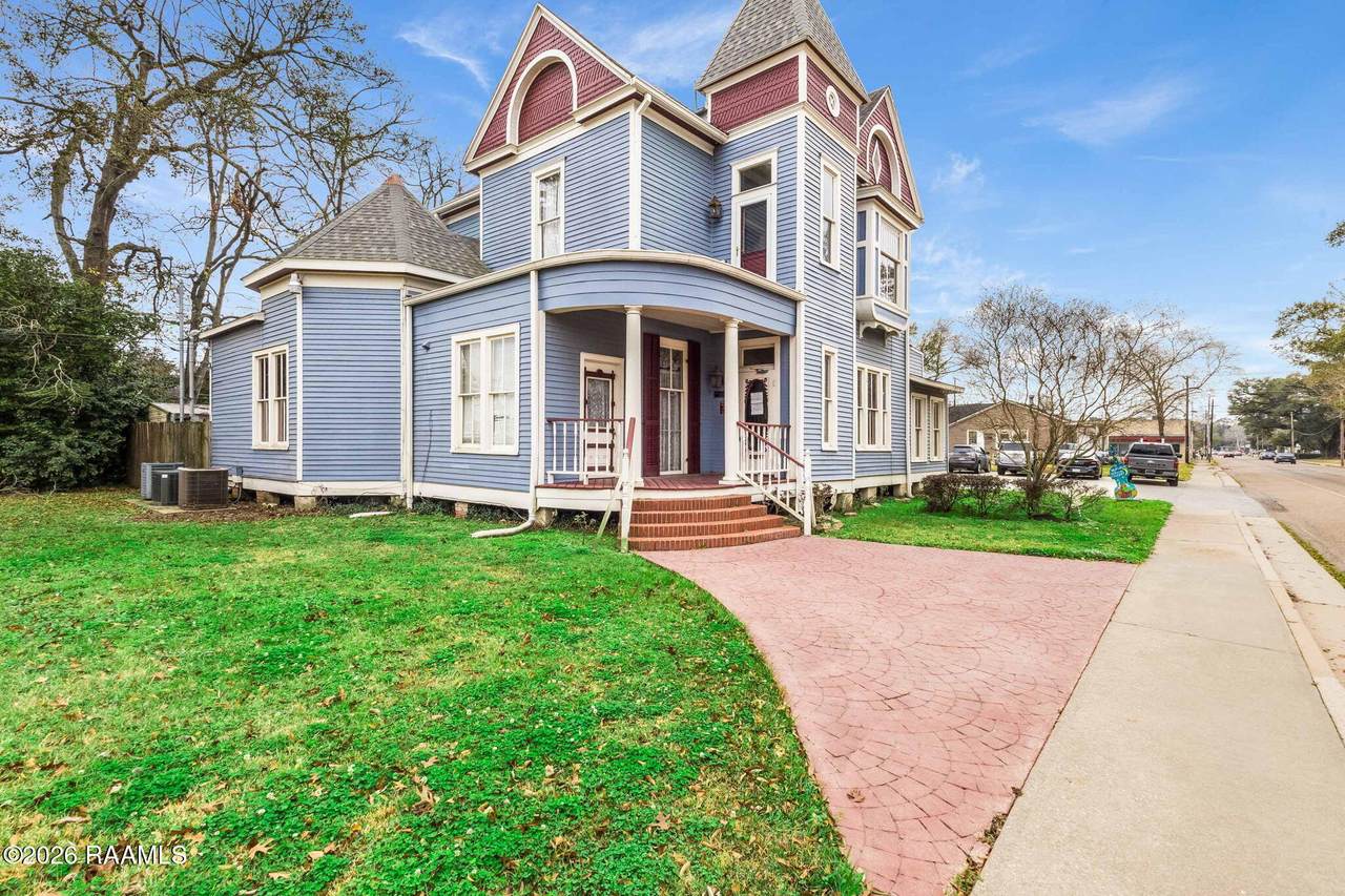 613 Main Street - Photo 1