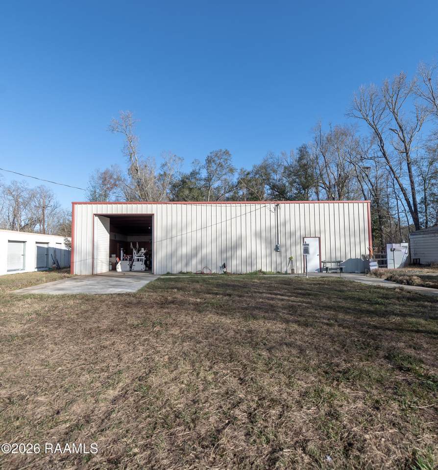 720 Mccarthy Lane - Photo 1