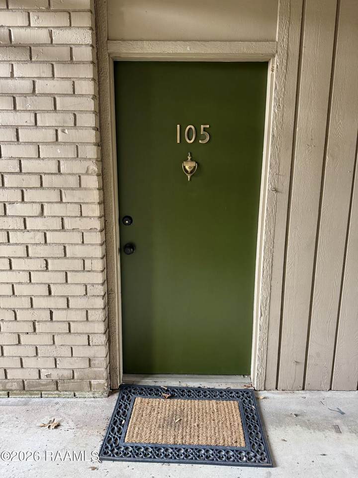 220 Doucet - Photo 1