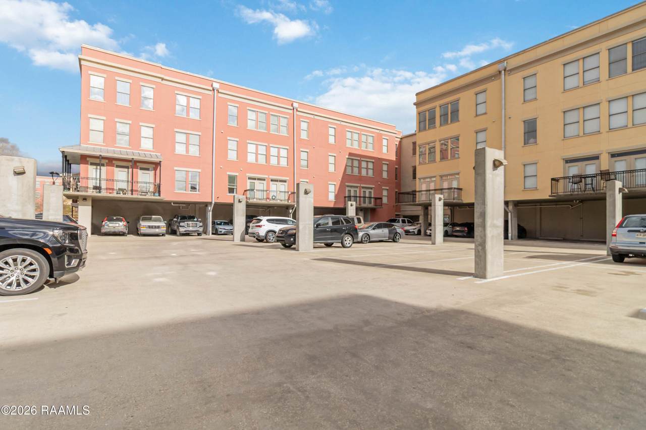 201 Settlers Trace Boulevard - Photo 1