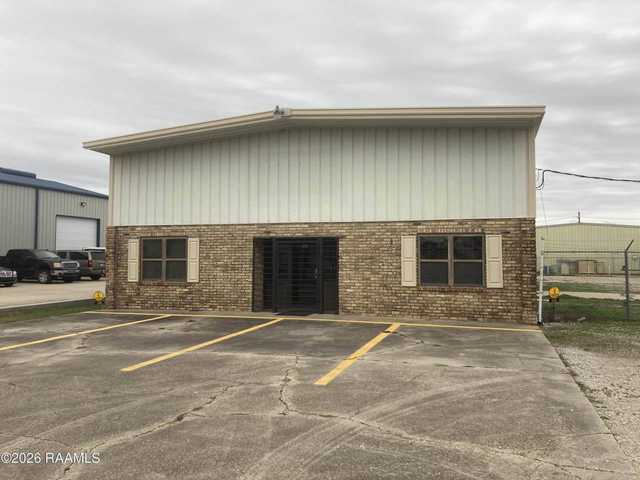 105 Zachary Drive - Photo 1