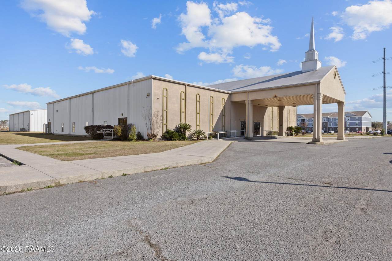 1610 Willow Street - Photo 1