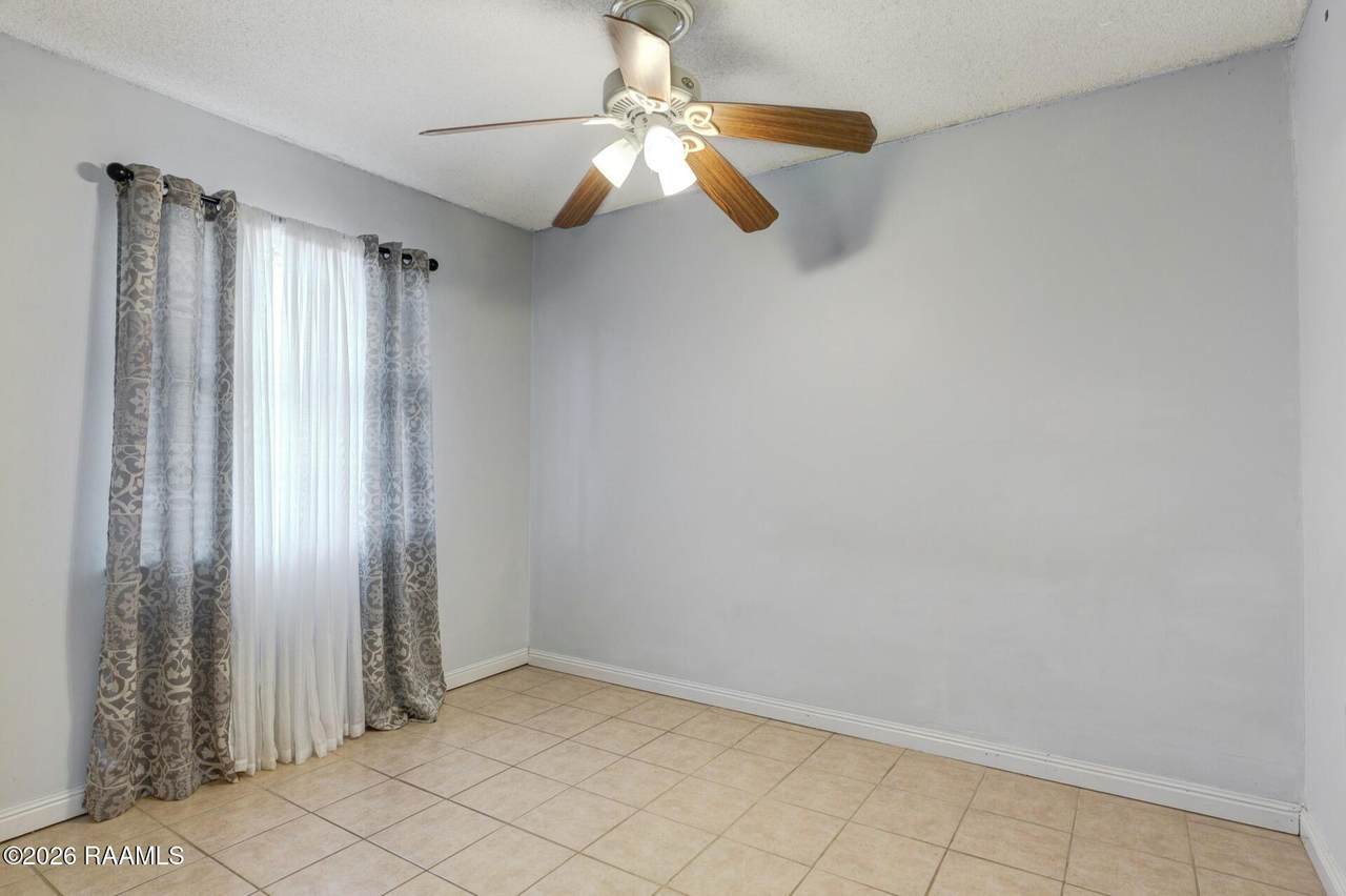 https://bt-photos.global.ssl.fastly.net/acadiana/1280_boomver_1_2600000510-2.jpg