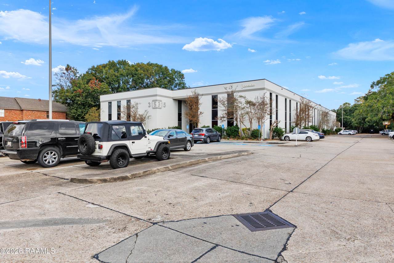 315 College Road - Photo 1