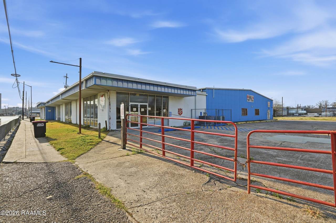 https://bt-photos.global.ssl.fastly.net/acadiana/1280_boomver_1_2600001053-2.jpg