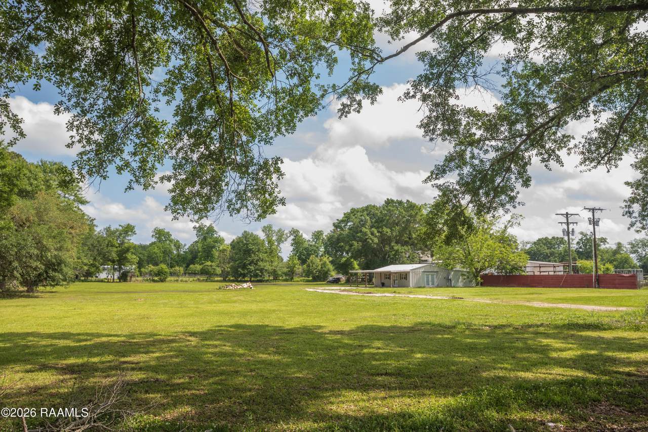 https://bt-photos.global.ssl.fastly.net/acadiana/1280_boomver_1_2600001811-2.jpg