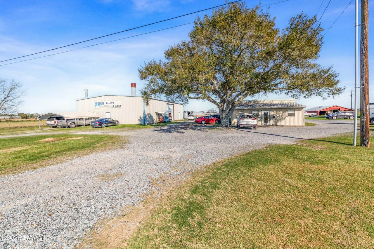 8431 U.S. 167 - Photo 1