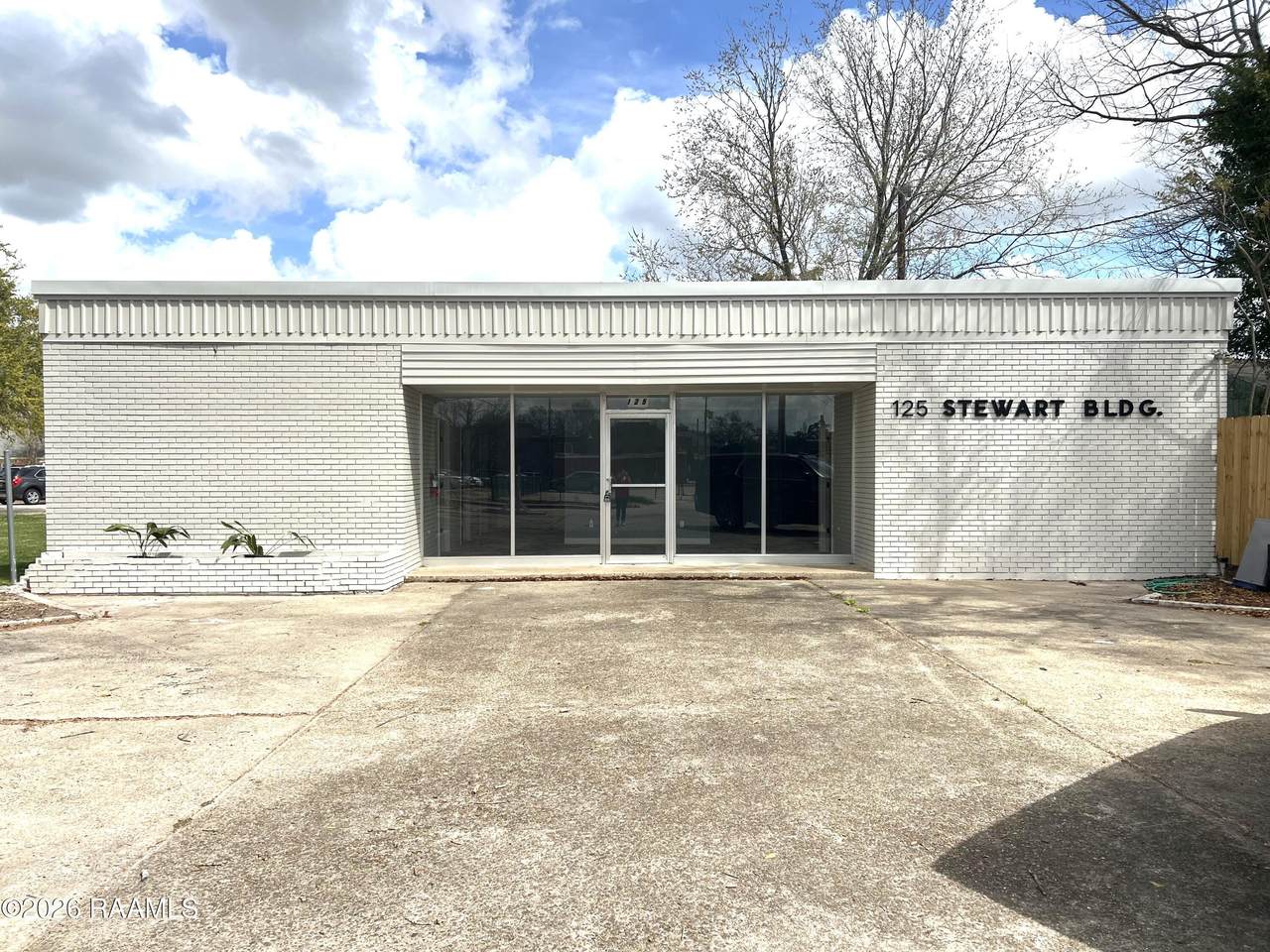 125 Stewart Street - Photo 1