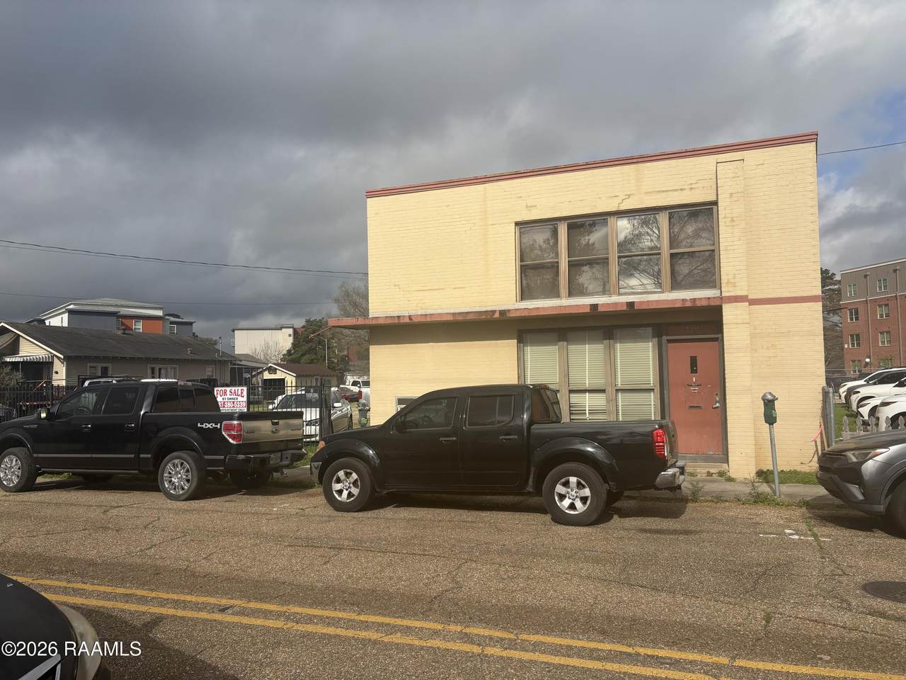 310 Buchanan Street - Photo 1