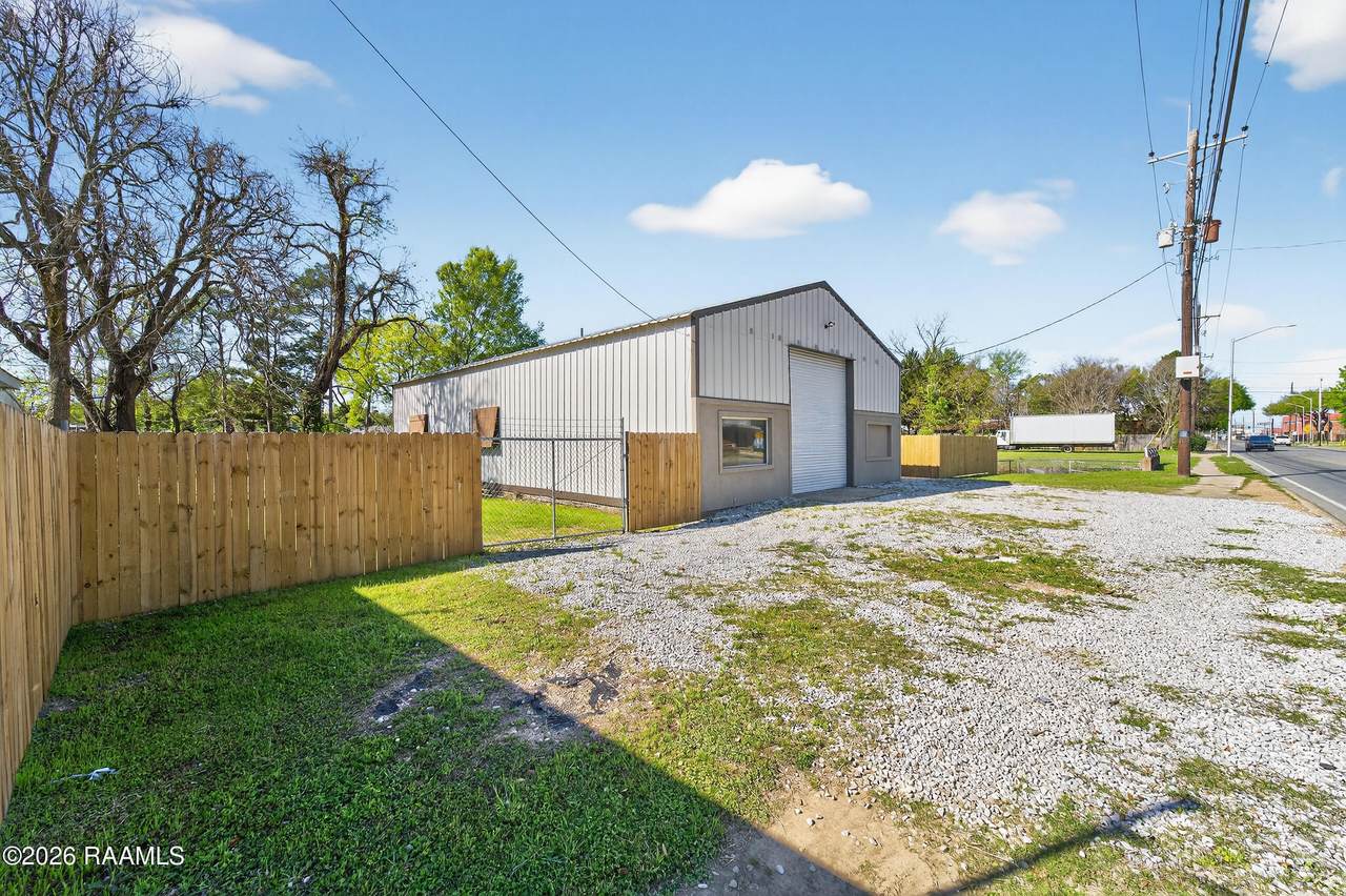 https://bt-photos.global.ssl.fastly.net/acadiana/1280_boomver_1_2600002291-2.jpg