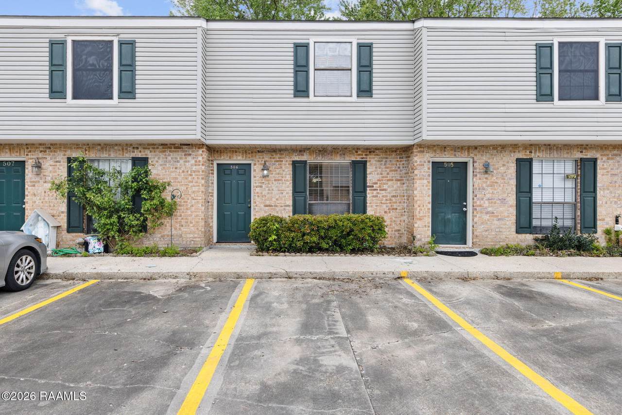 100 Winchester Drive - Photo 1