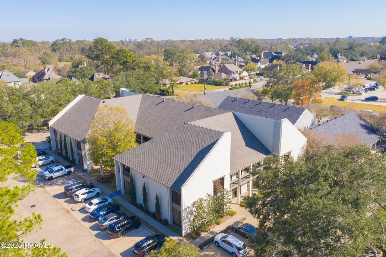 345 Doucet Road - Photo 1