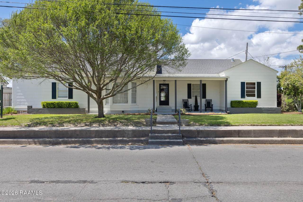 200 Main Street - Photo 1