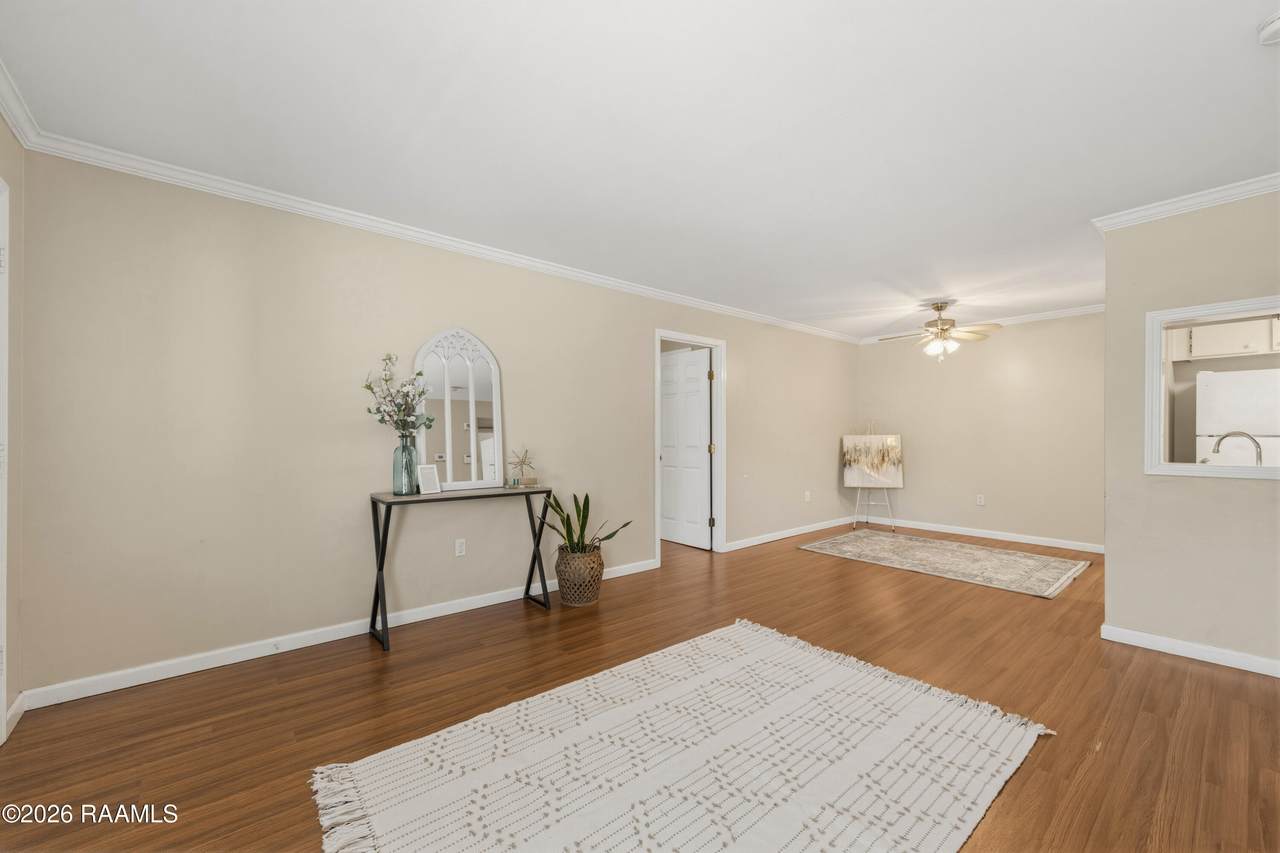 https://bt-photos.global.ssl.fastly.net/acadiana/1280_boomver_1_2600002665-2.jpg