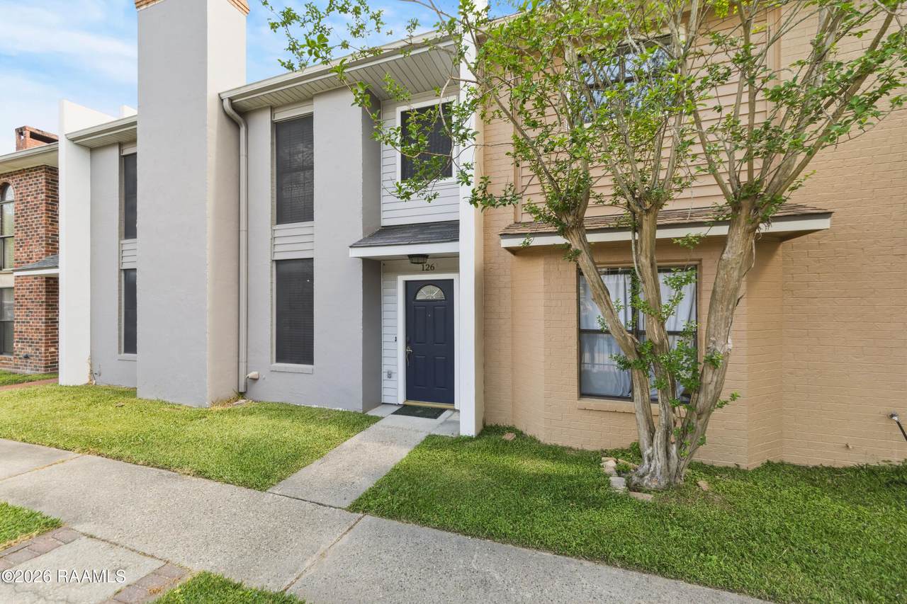 305 Halcott Drive - Photo 1