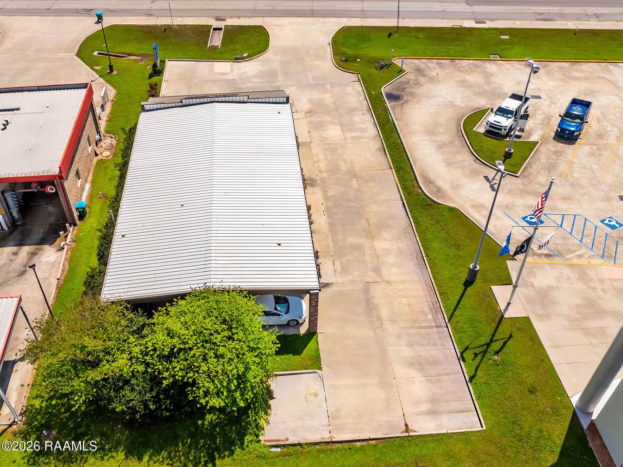 https://bt-photos.global.ssl.fastly.net/acadiana/1280_boomver_1_2600002839-2.jpg