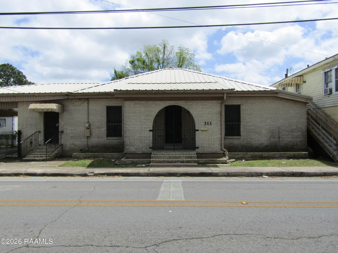 313 Iberia Street - Photo 1