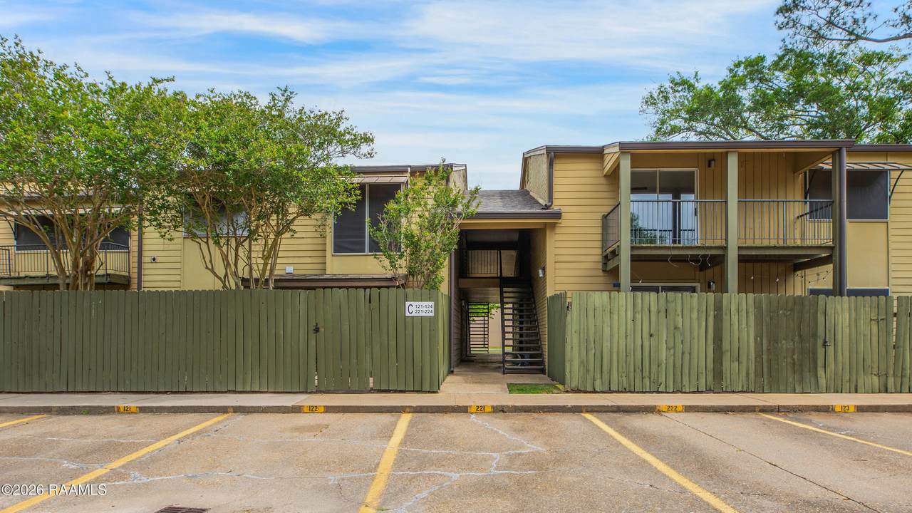 220 Doucet Road - Photo 1