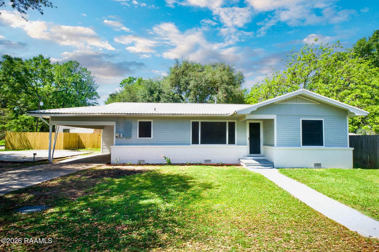 404 9th Street - Photo 1