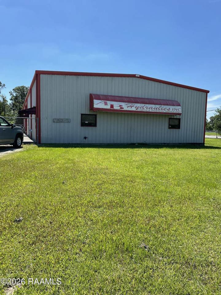 4410 Evangeline Thruway - Photo 1