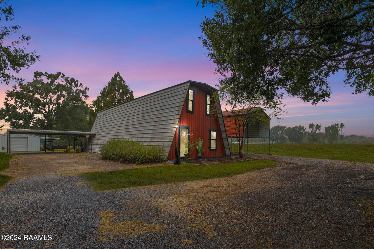 135 Woodys Lane - Photo 1