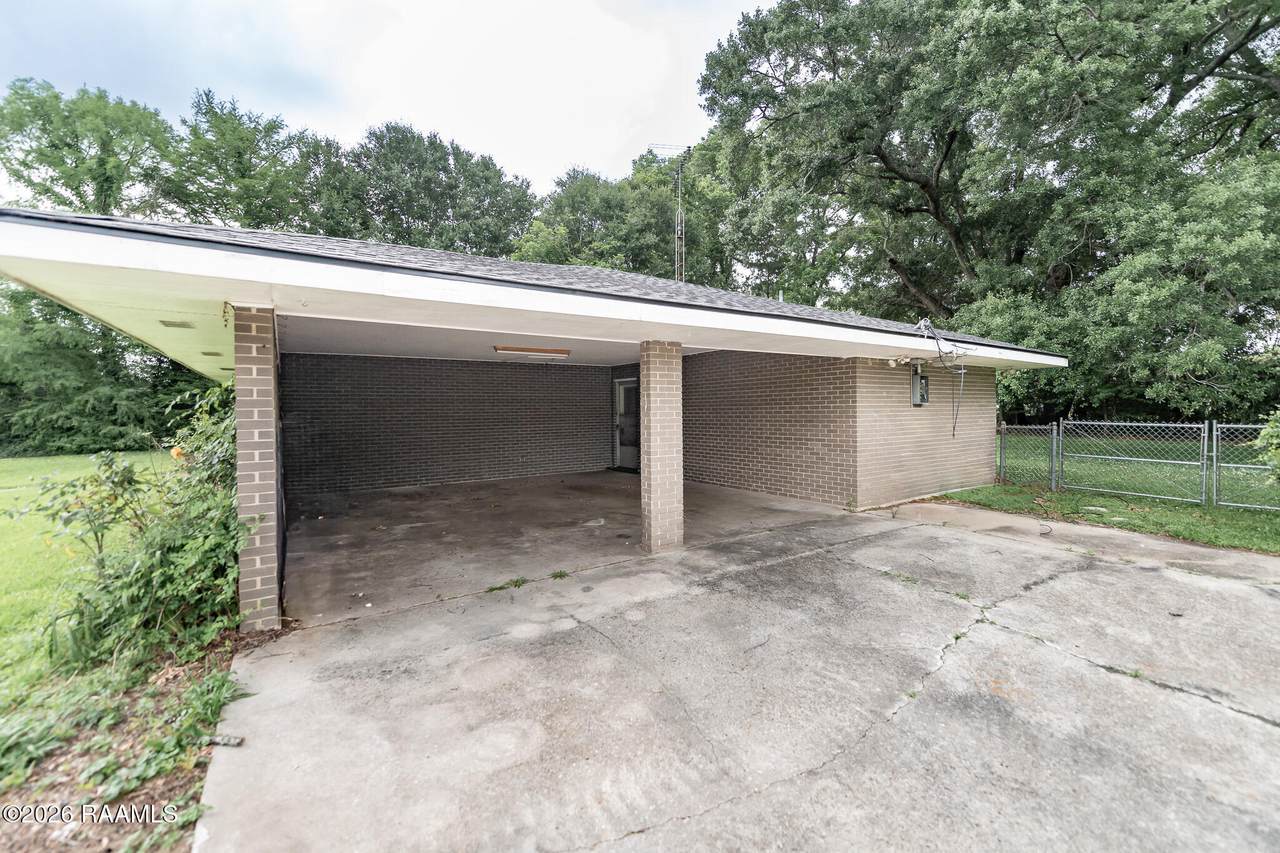 https://bt-photos.global.ssl.fastly.net/acadiana/1280_boomver_1_2600004223-2.jpg