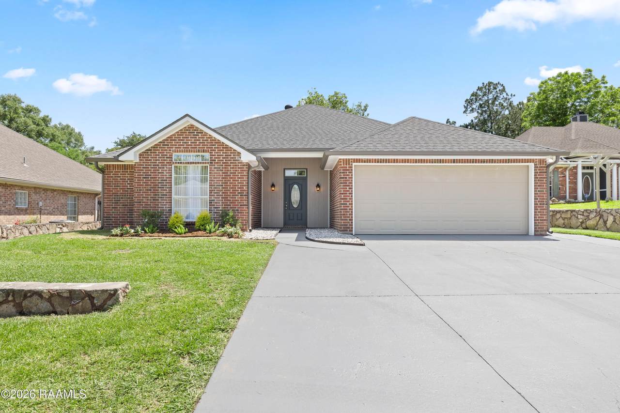 707 Burlington Circle - Photo 1
