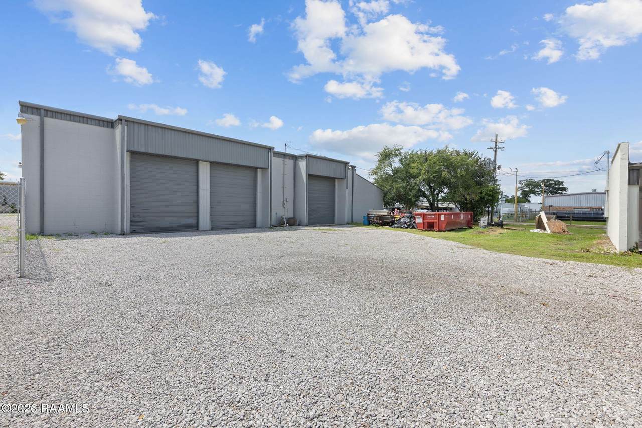 https://bt-photos.global.ssl.fastly.net/acadiana/1280_boomver_1_2600004608-2.jpg
