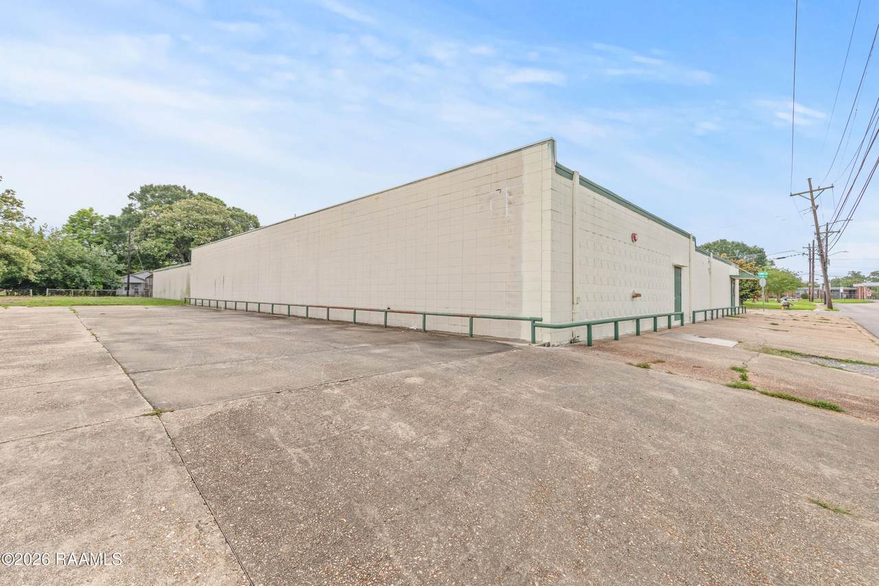 https://bt-photos.global.ssl.fastly.net/acadiana/1280_boomver_1_2600004722-2.jpg