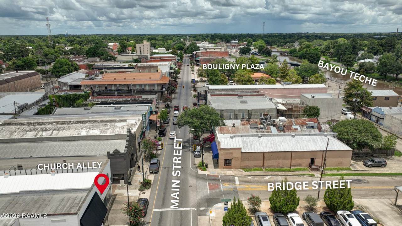 https://bt-photos.global.ssl.fastly.net/acadiana/1280_boomver_1_2600004954-2.jpg