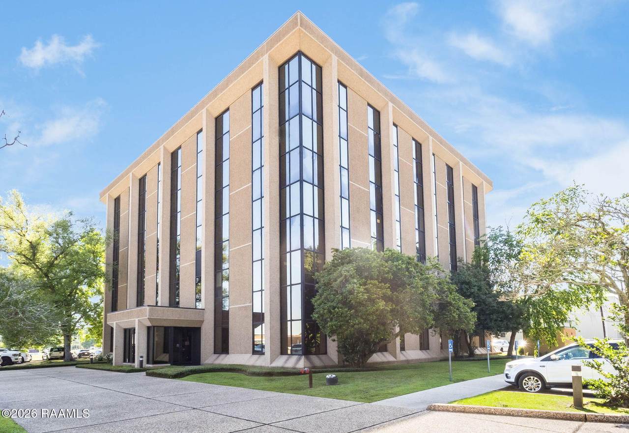 151 Southpark Road - Photo 1