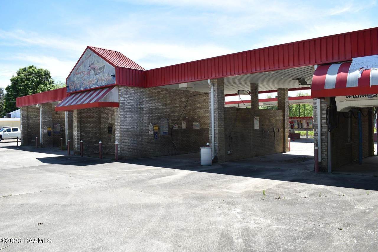 801 Saint Peter Street - Photo 1