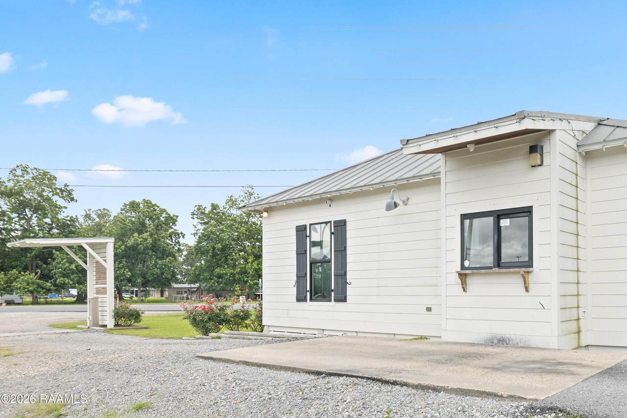https://bt-photos.global.ssl.fastly.net/acadiana/1280_boomver_1_2600005150-2.jpg