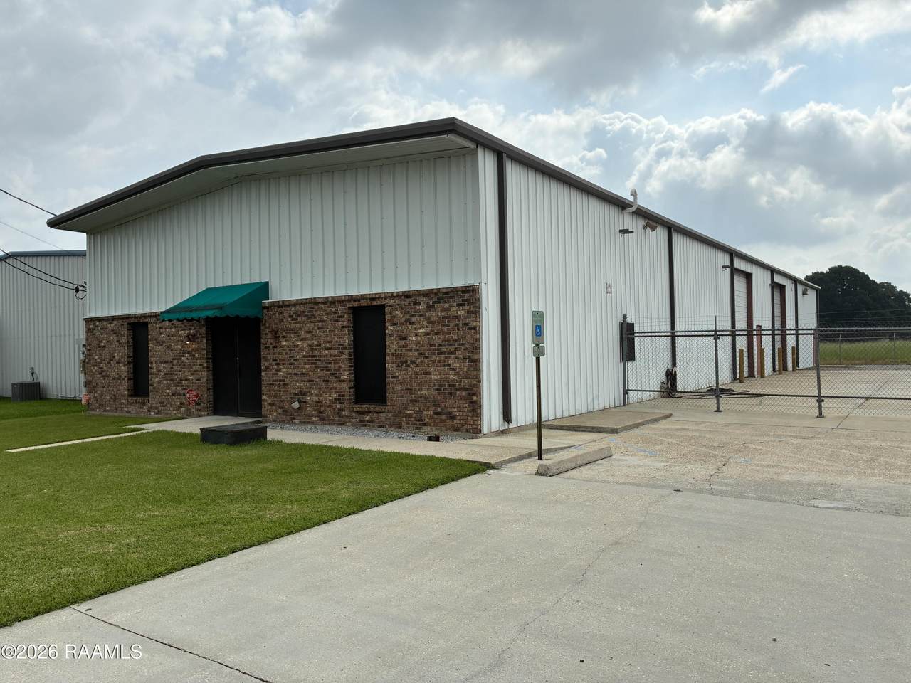 https://bt-photos.global.ssl.fastly.net/acadiana/1280_boomver_1_2600005510-2.jpg