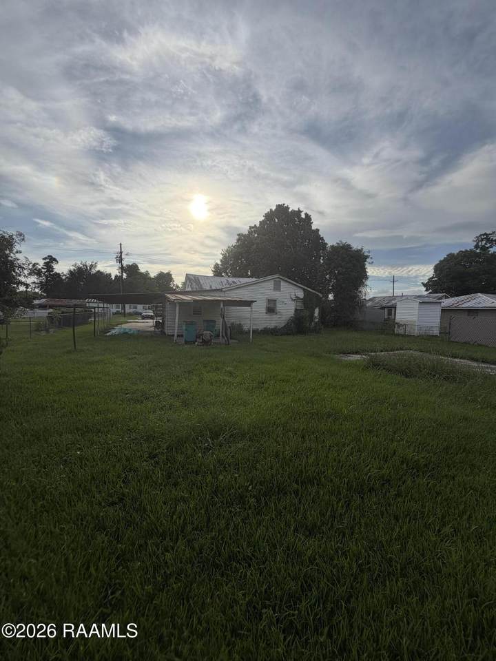 https://bt-photos.global.ssl.fastly.net/acadiana/1280_boomver_1_2600005605-2.jpg