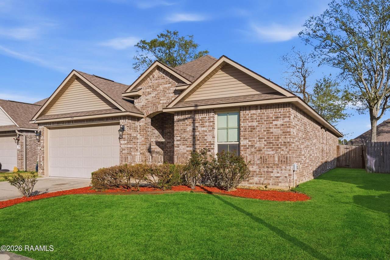 204 Bridle Way - Photo 1