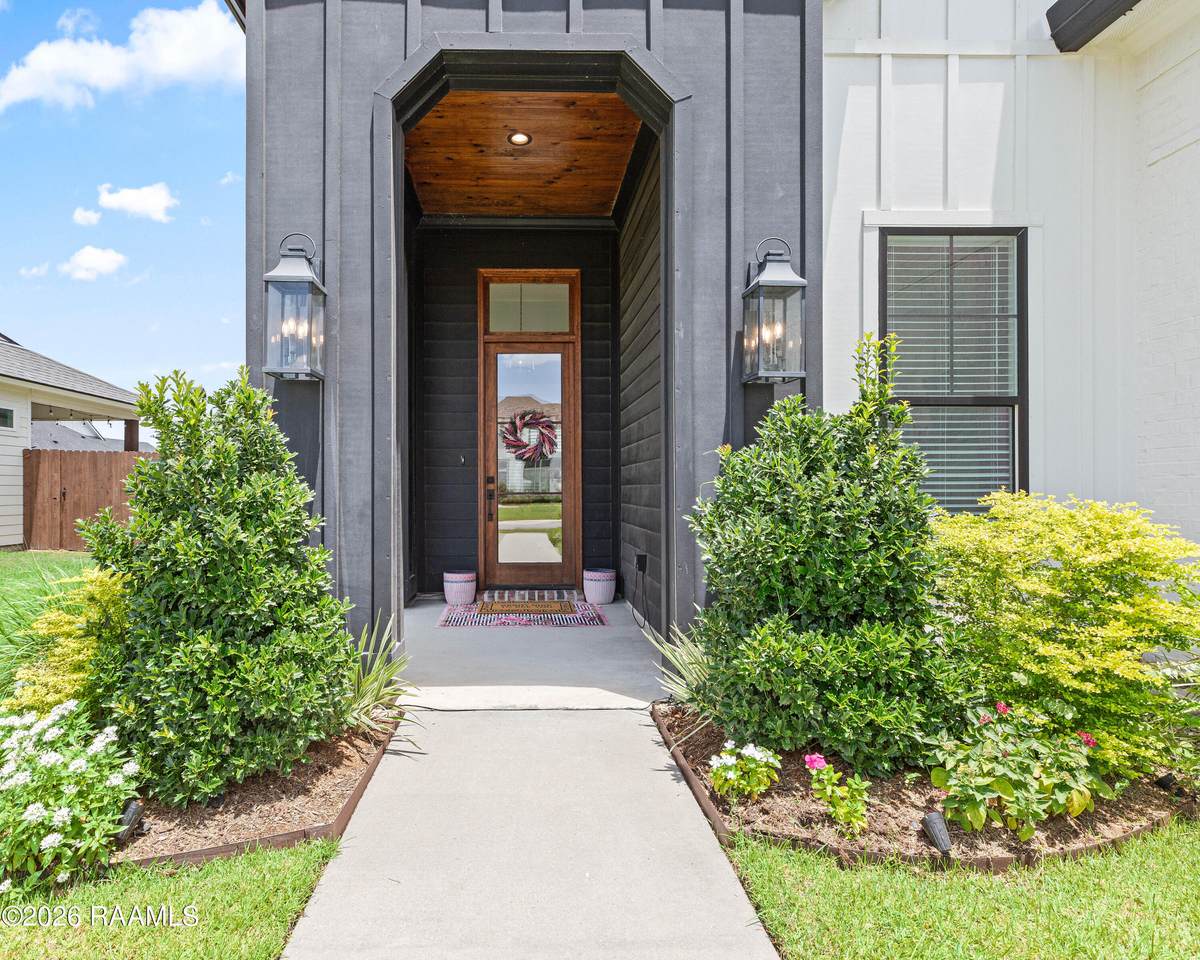 https://bt-photos.global.ssl.fastly.net/acadiana/1280_boomver_1_2600005996-2.jpg