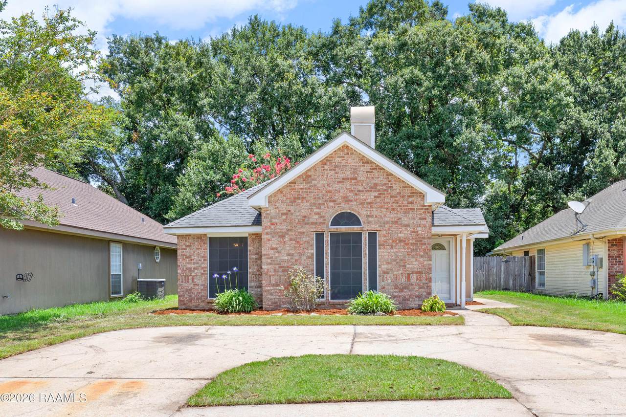 134 Edie Ann Drive - Photo 1