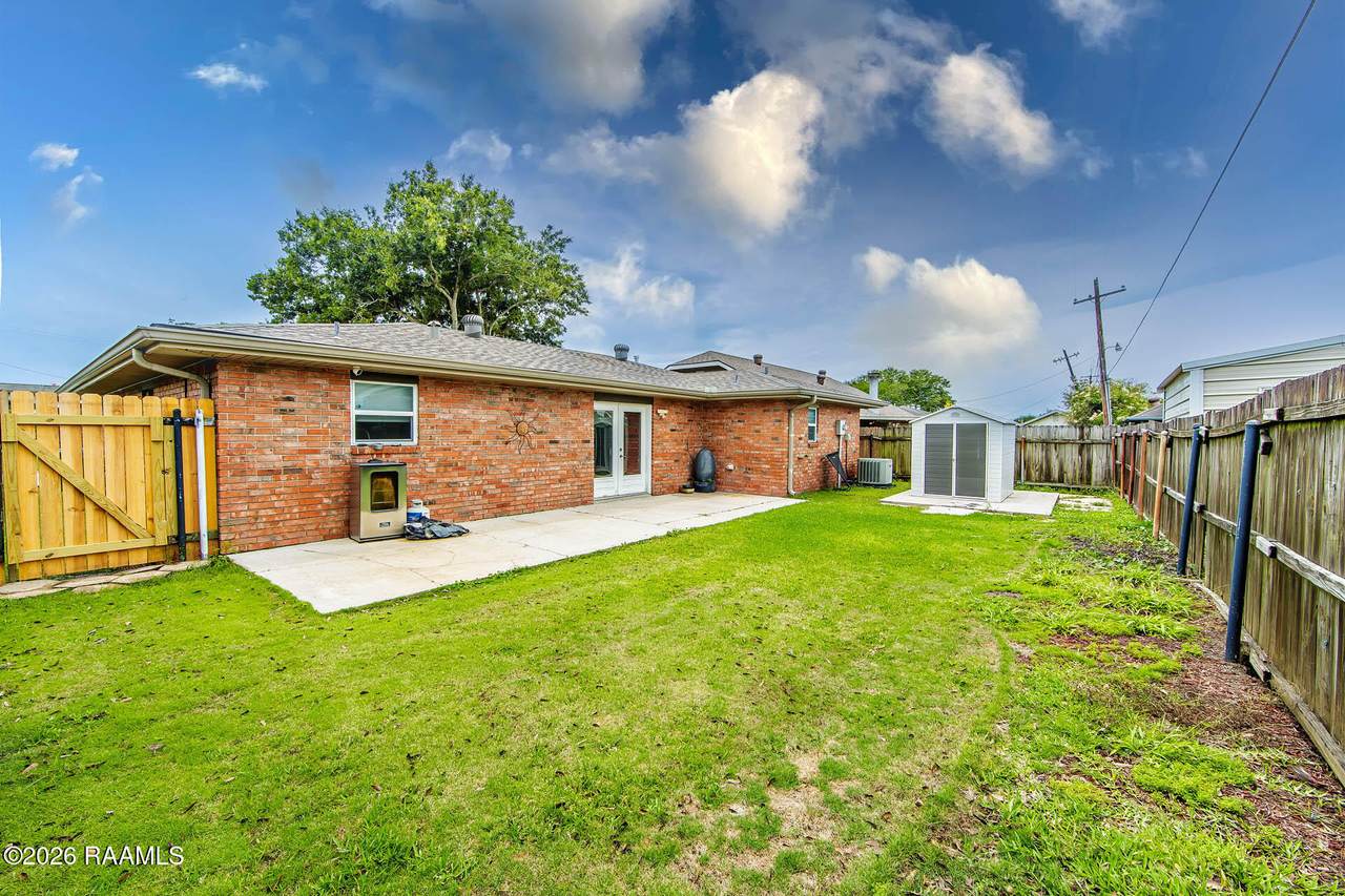 https://bt-photos.global.ssl.fastly.net/acadiana/1280_boomver_1_2600006226-2.jpg