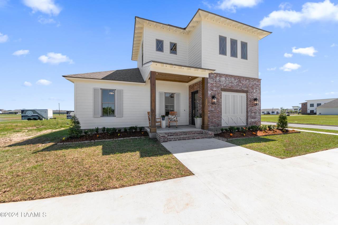 https://bt-photos.global.ssl.fastly.net/acadiana/1280_boomver_1_2600006254-2.jpg