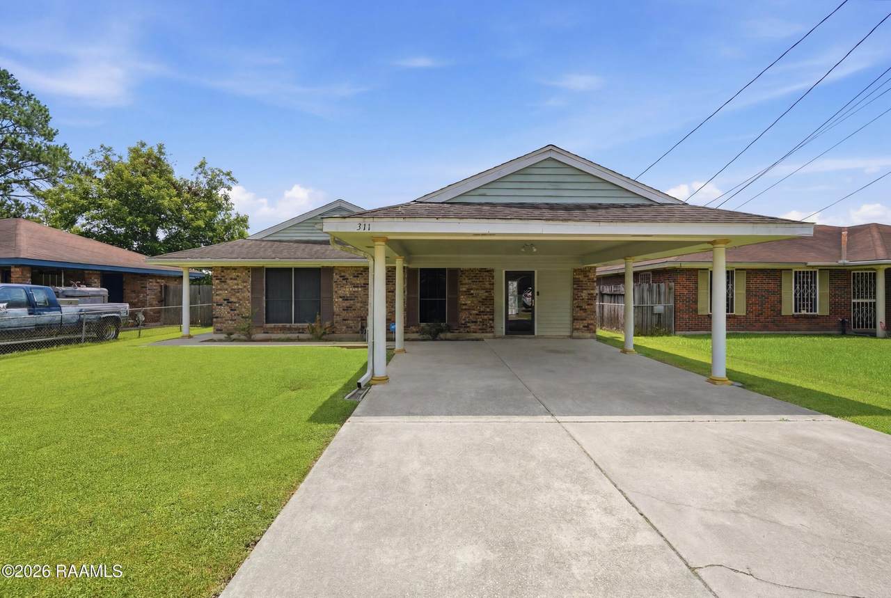 311 Silver Street - Photo 1