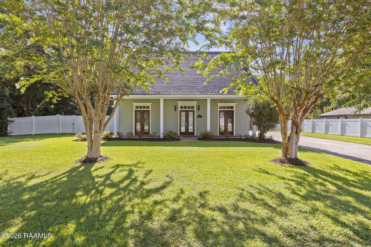 13801 Lynnedale Loop - Photo 1