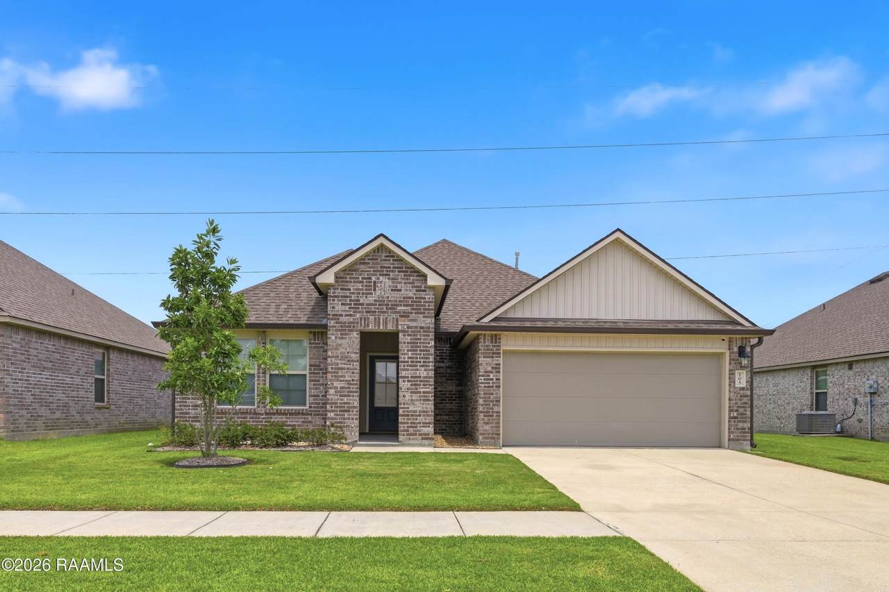 105 Eagle Lake Drive - Photo 1