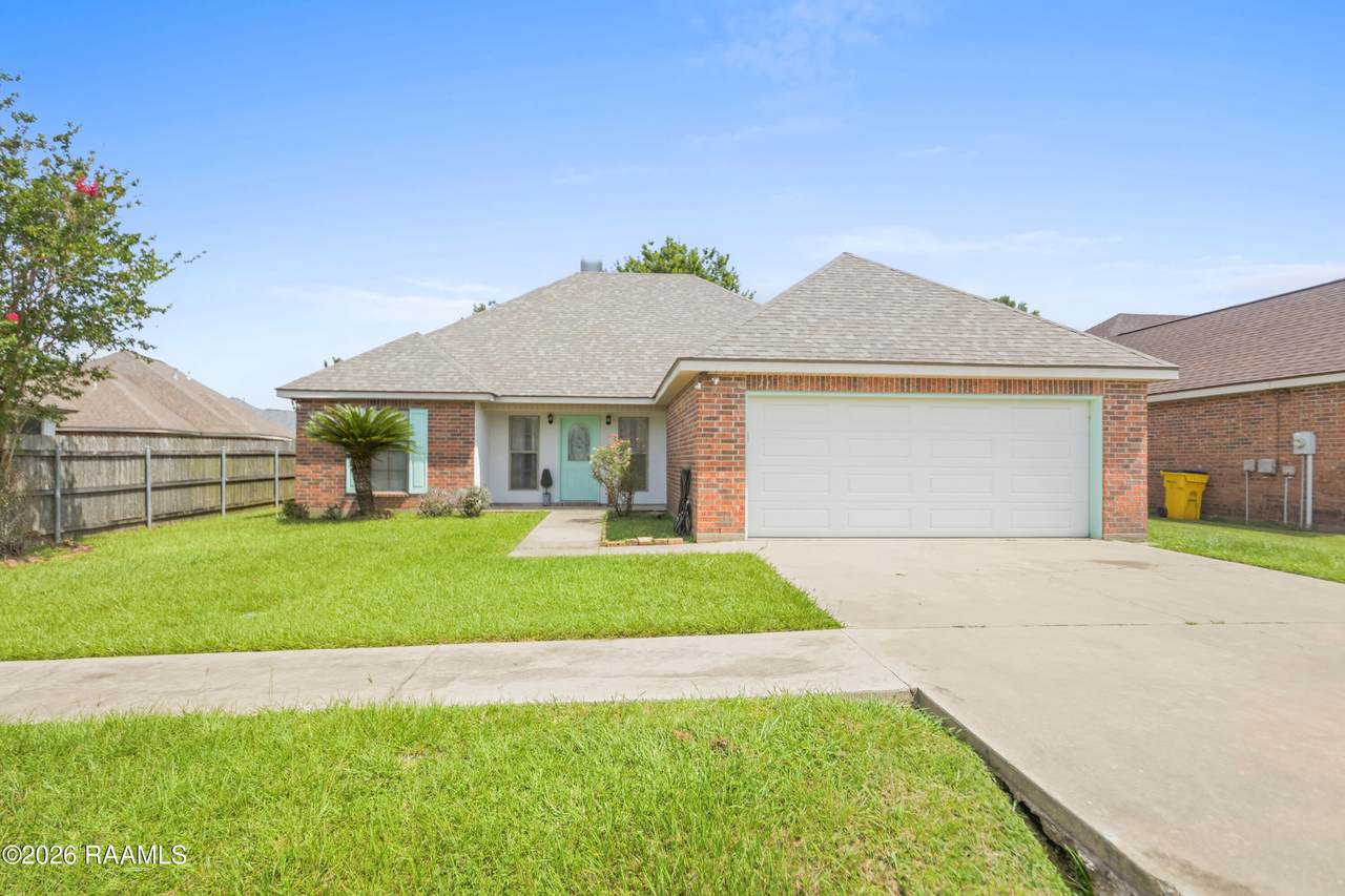 405 Summerfest Drive - Photo 1