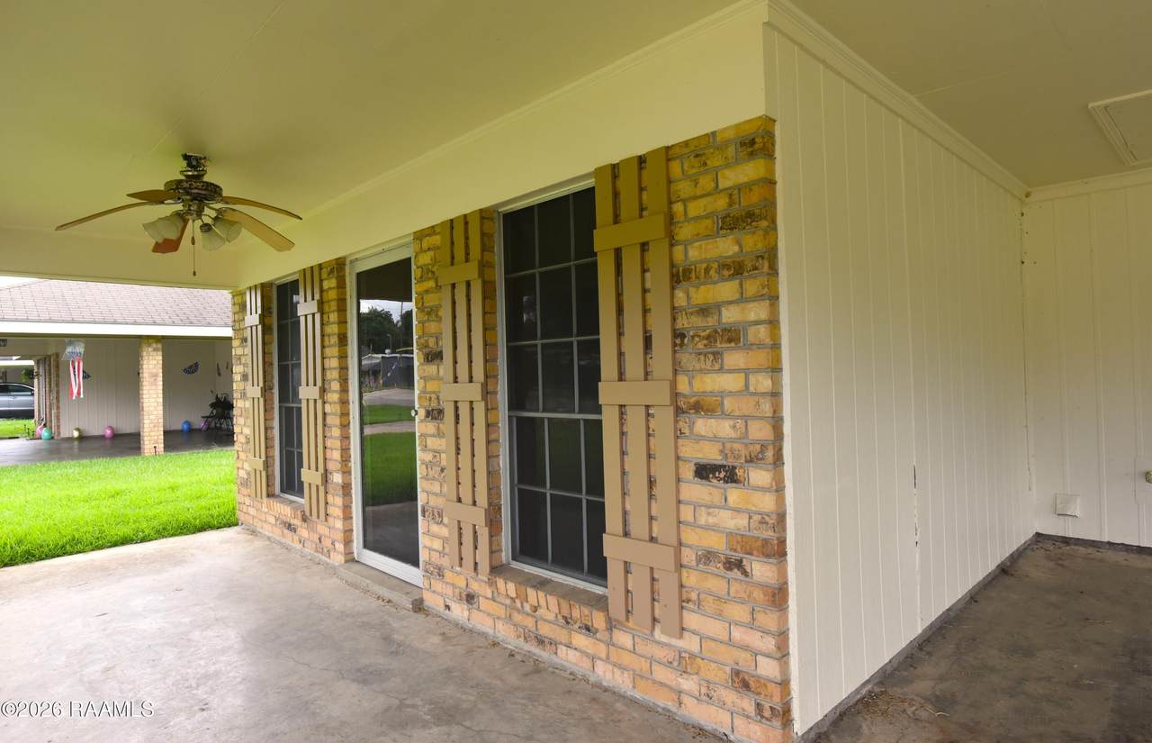 https://bt-photos.global.ssl.fastly.net/acadiana/1280_boomver_1_2600006434-2.jpg