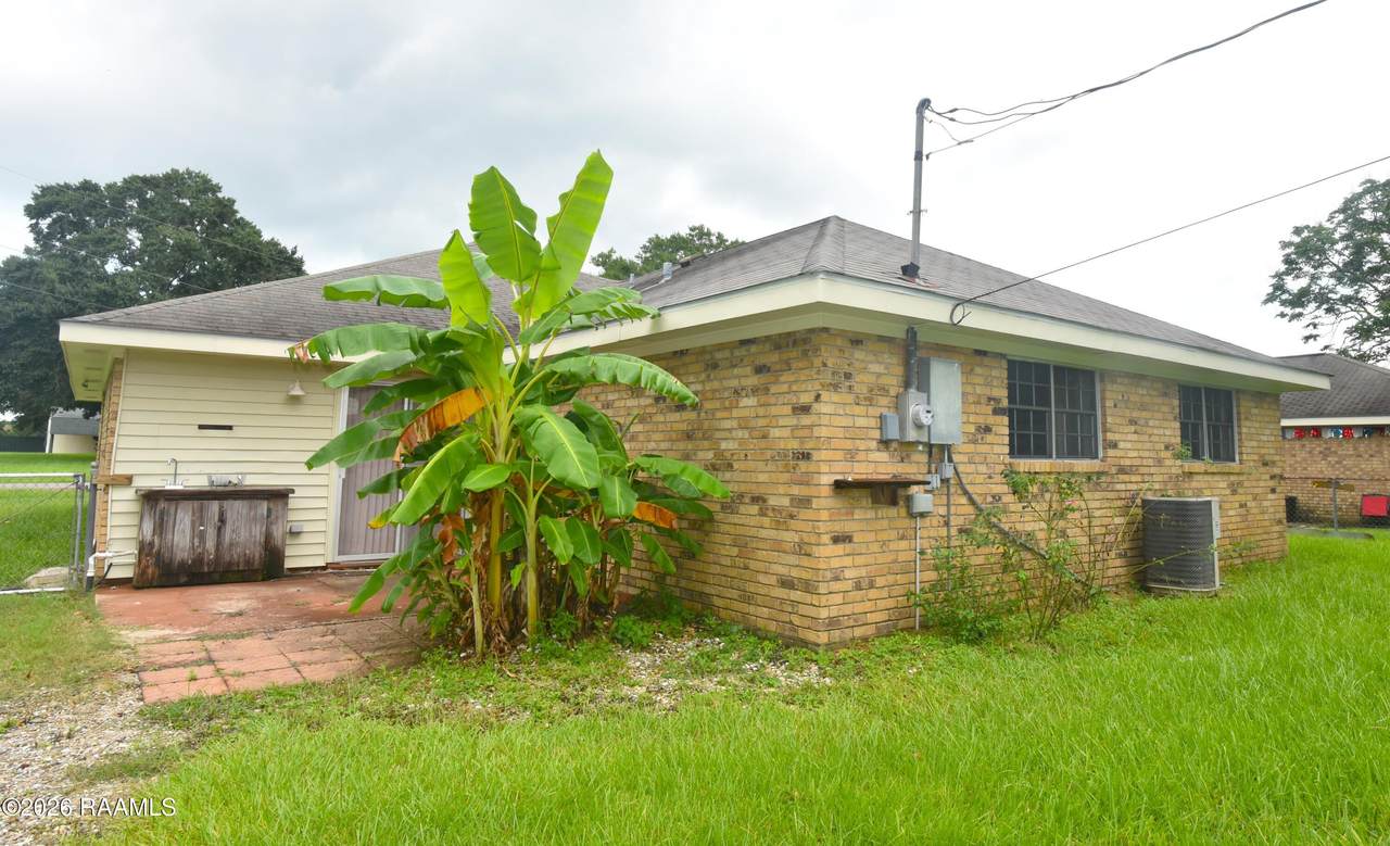 https://bt-photos.global.ssl.fastly.net/acadiana/1280_boomver_1_2600006434-2.jpg