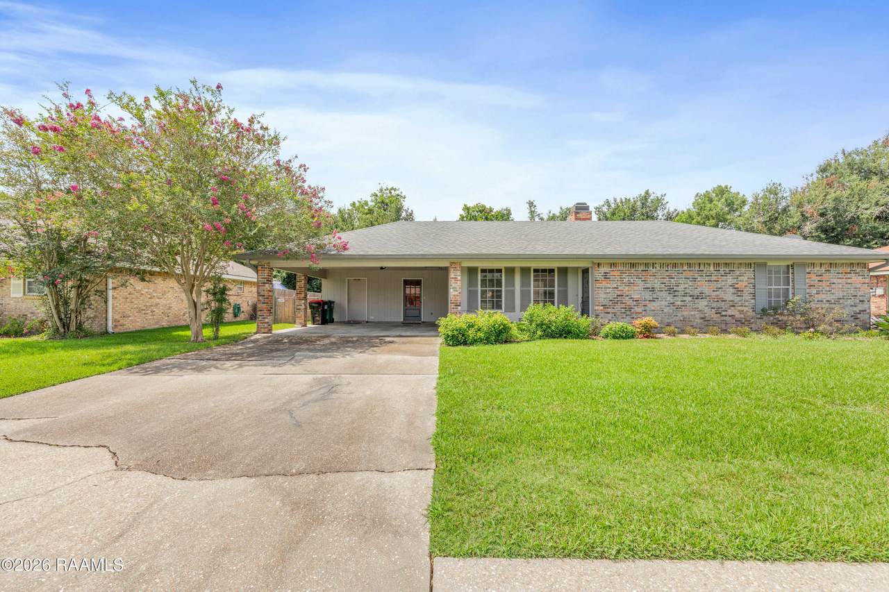 809 Bonaire Drive - Photo 1