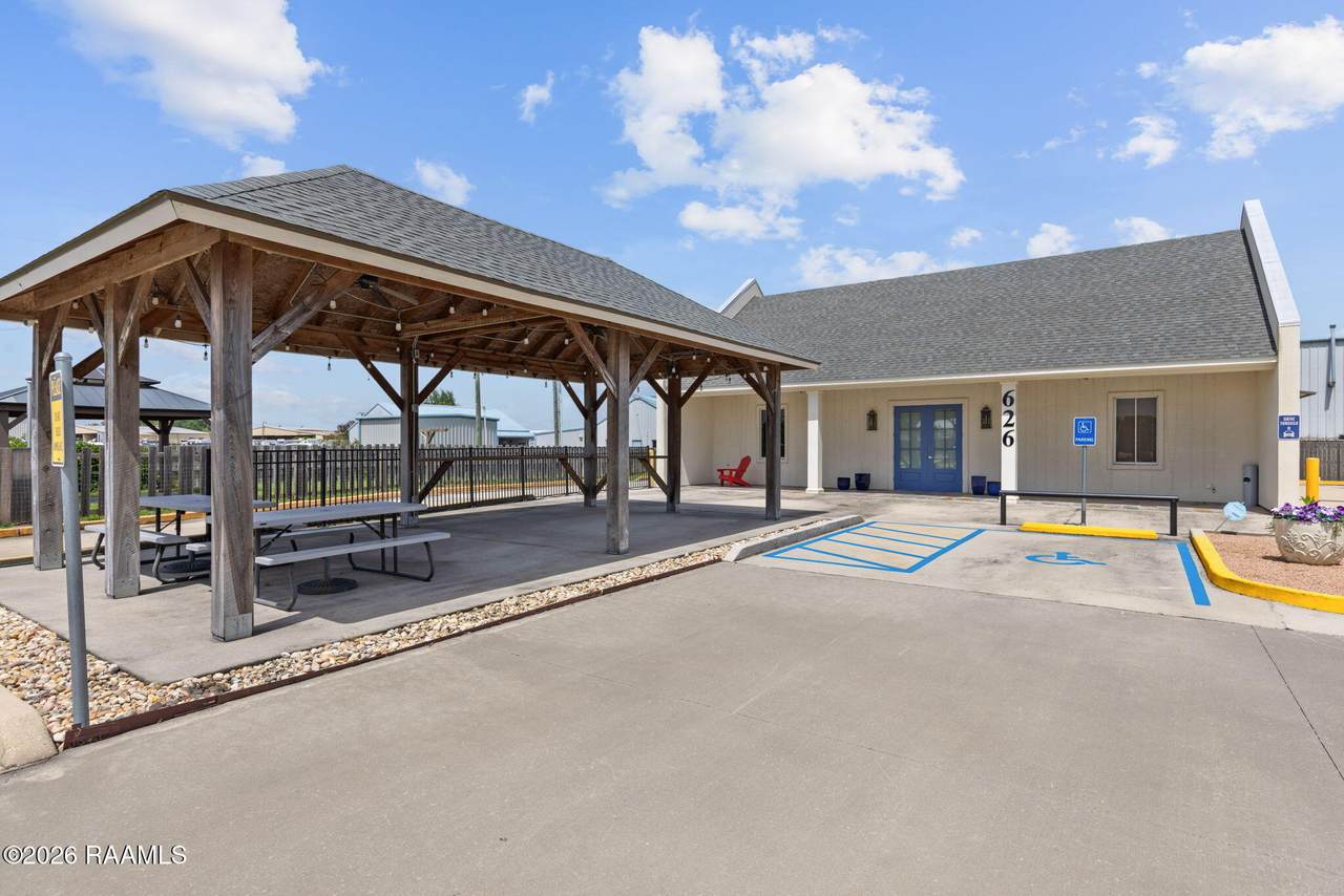 https://bt-photos.global.ssl.fastly.net/acadiana/1280_boomver_1_2600006618-2.jpg
